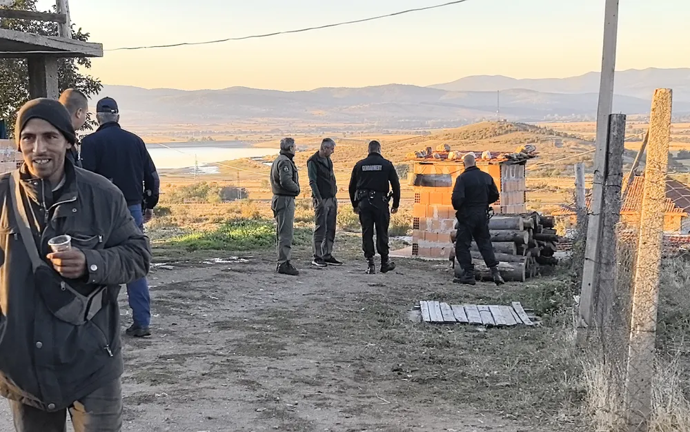 Полицията погна търговците на гласове в Твърдица